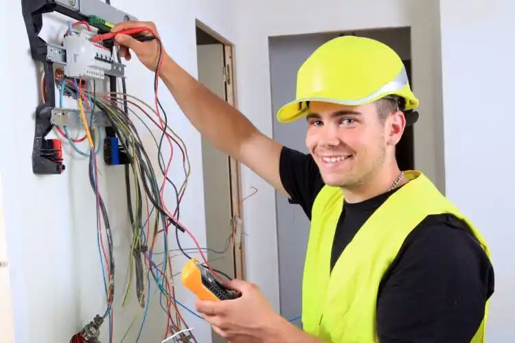 elektricien Veenhuizen